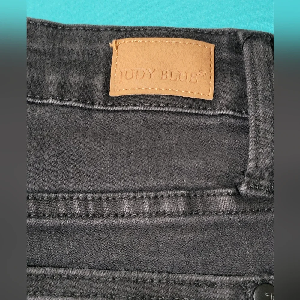 Judy Blue Skinny Mid Rise Jeans Black Size 32 - Picture 3 of 7